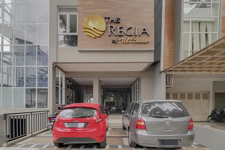 Бандунг: OYO Flagship 90726 The Regia Cihampelas Hotel Band
