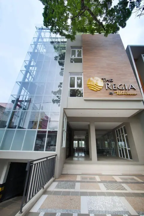 Бандунг: OYO Flagship 90726 The Regia Cihampelas Hotel Band