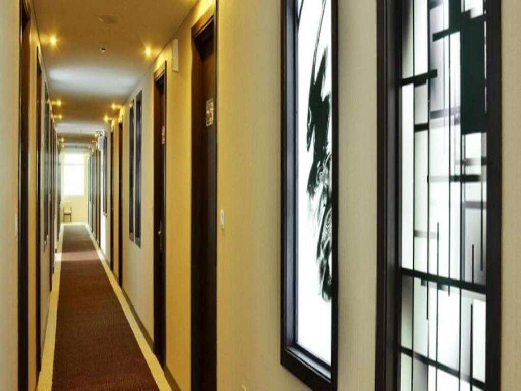Бандунг: El Cavana Hotel