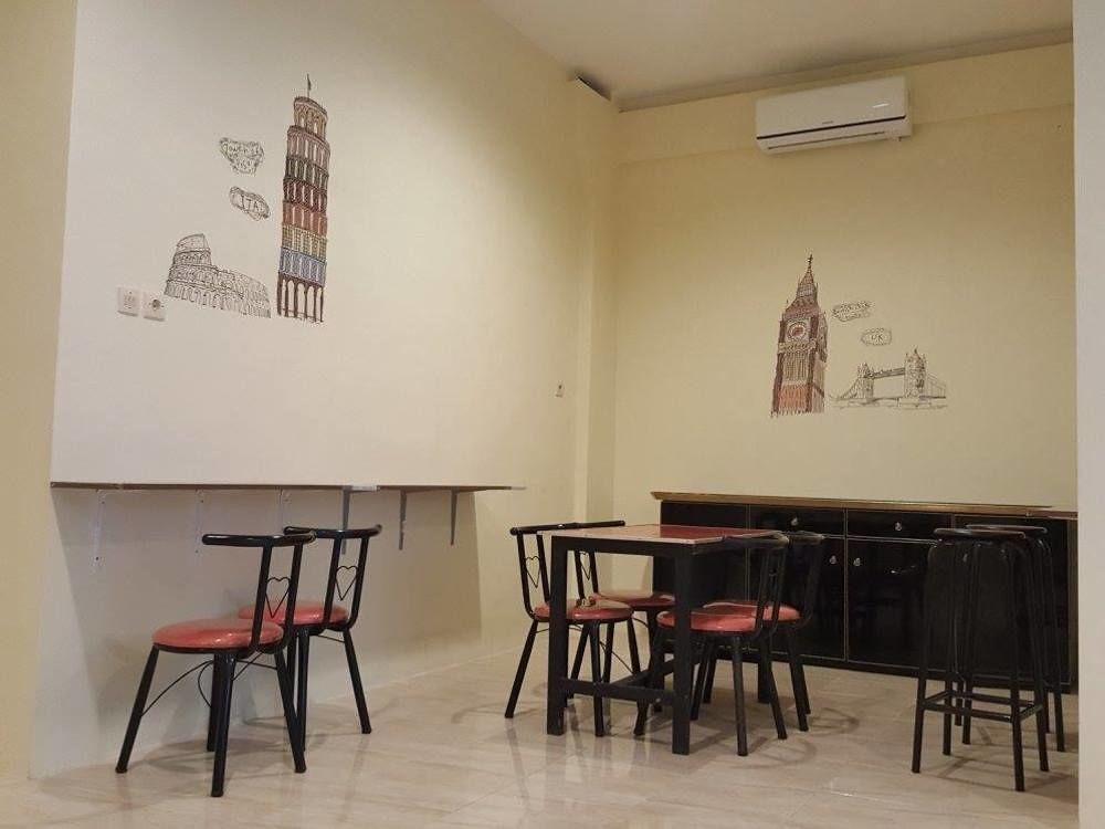 Маланг: MADOR Malang Dorm Hostel