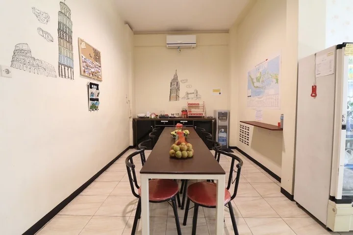 Маланг: MADOR Malang Dorm Hostel