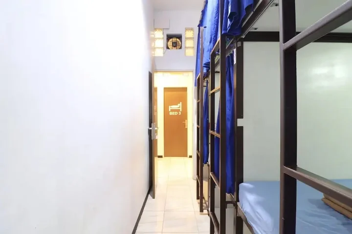 Маланг: MADOR Malang Dorm Hostel