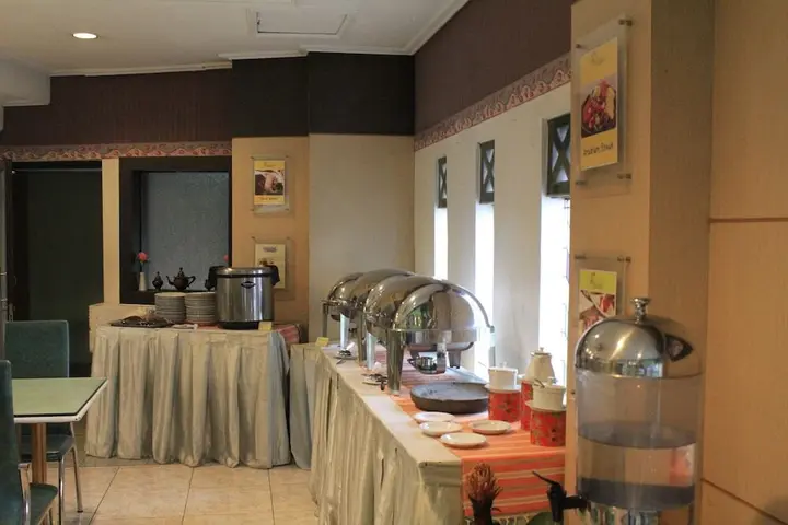 Сурабая: ZEN Rooms Kalimas KH Mas Mansyur