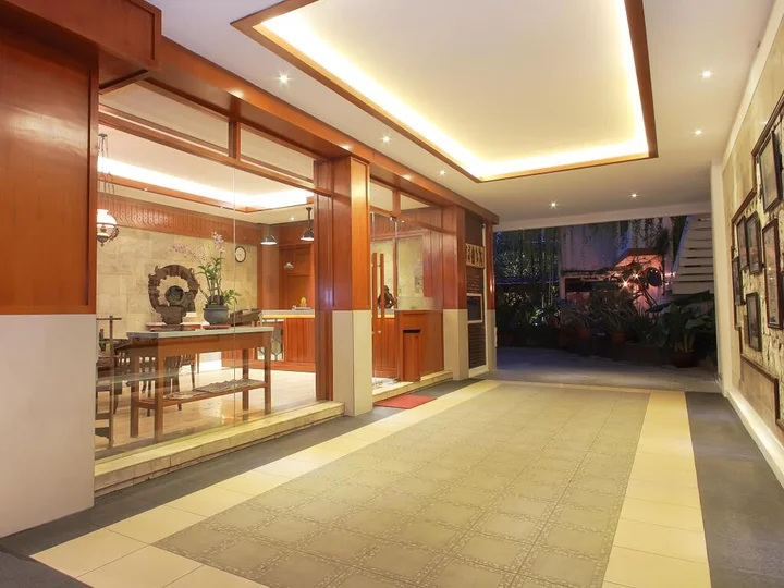 Депок: Paku Mas Hotel