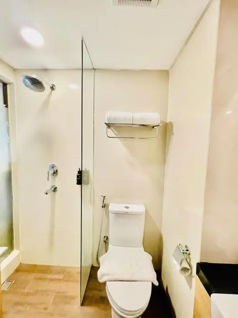 Тангеранг: Golden Tulip Essential Tangerang