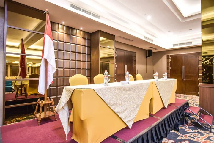 Тангеранг: Golden Tulip Essential Tangerang