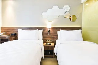 Тангеранг: Golden Tulip Essential Tangerang