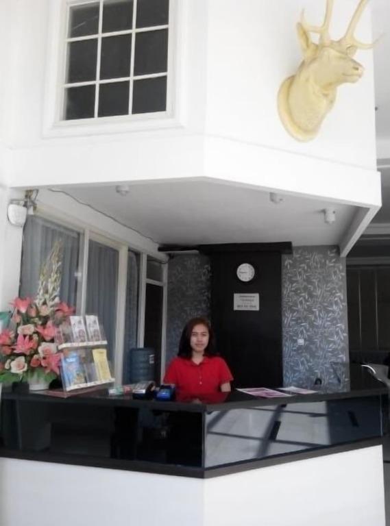 Бату: De Wahyu Hotel