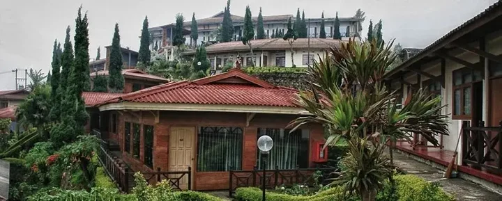 Пасуруан: Bromo Cottages