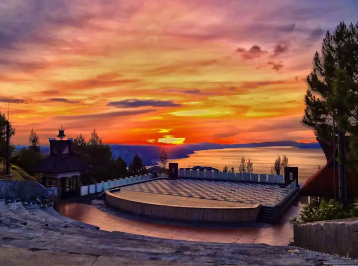 Озеро Тоба: Taman Simalem Resort