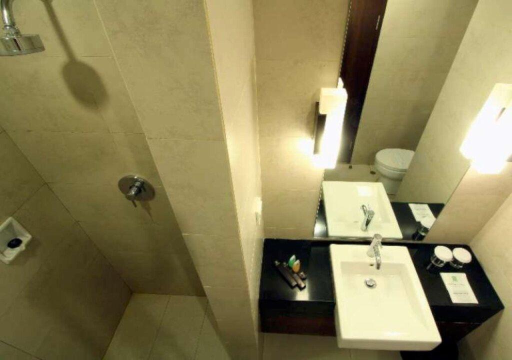 Бандунг: Mitra Hotel Bandung