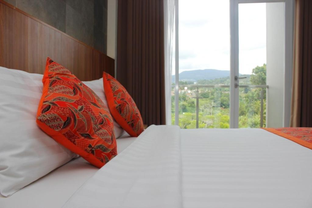 Паромпонг: Moscato Hotel