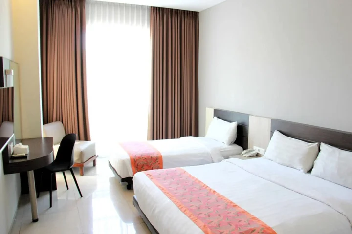 Паромпонг: Moscato Hotel