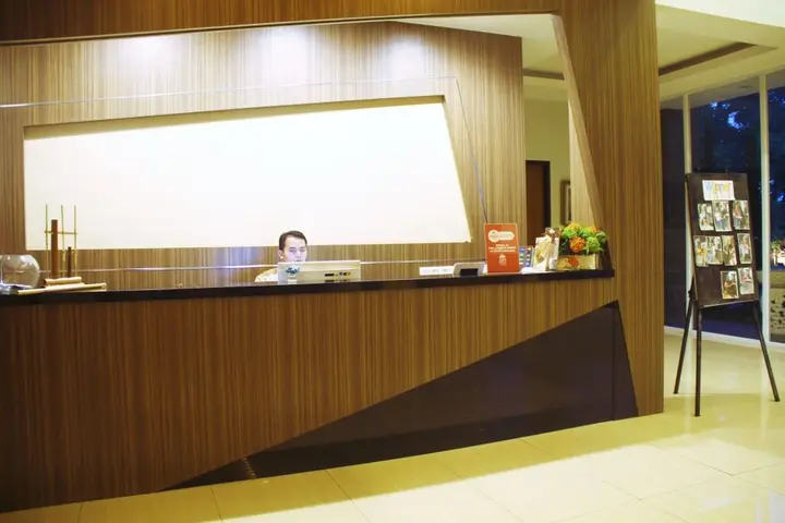 Паромпонг: Moscato Hotel