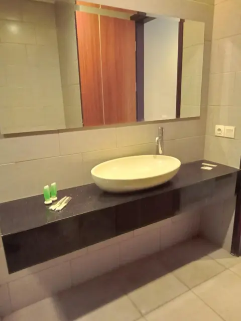 Паромпонг: Moscato Hotel