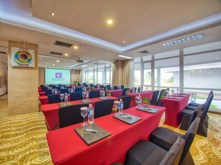 Остров Пеньенгат: Grand Lagoi Hotel Bintan