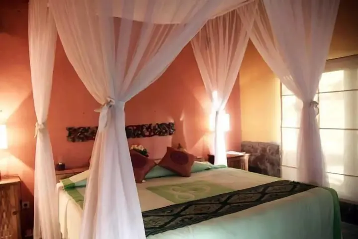 Табанан: Puri Taman Sari Hotel