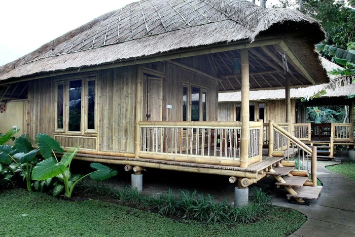 Табанан: Puri Taman Sari Hotel