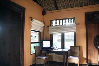 Табанан: Puri Taman Sari Hotel