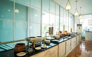 Чиребон: Grand Tryas Hotel