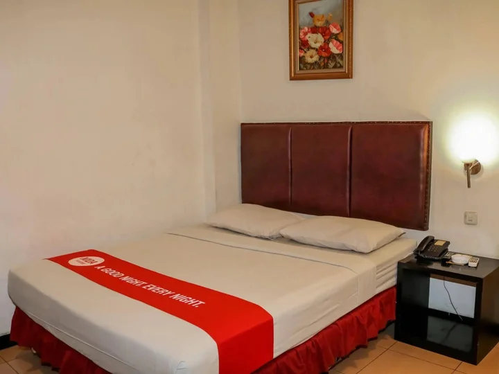 Джакарта: Belvena Hotel