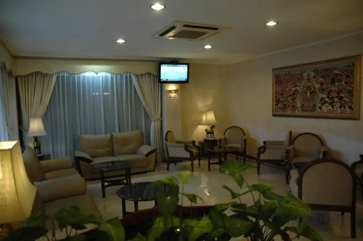 Суракарта: Riyadi Palace Hotel