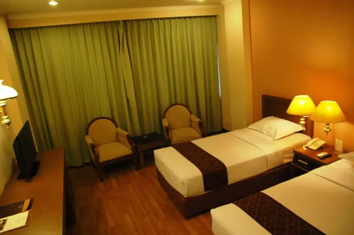 Суракарта: Riyadi Palace Hotel