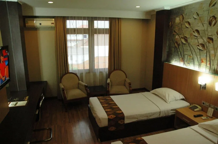 Суракарта: Riyadi Palace Hotel