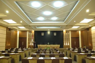 Суракарта: Riyadi Palace Hotel