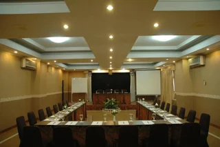 Суракарта: Riyadi Palace Hotel