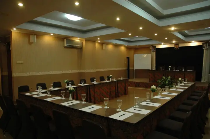 Суракарта: Riyadi Palace Hotel