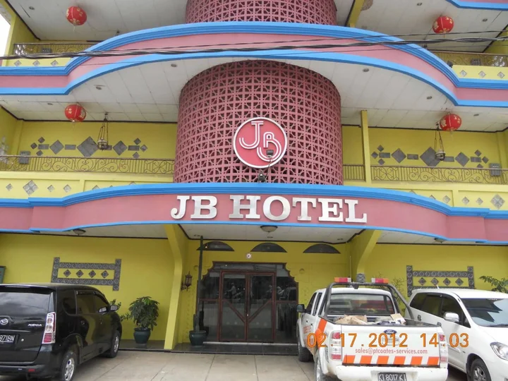 Самаринда: JB Hotel