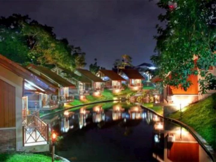 Бандунг: Ahadiat Hotel & Bungalow