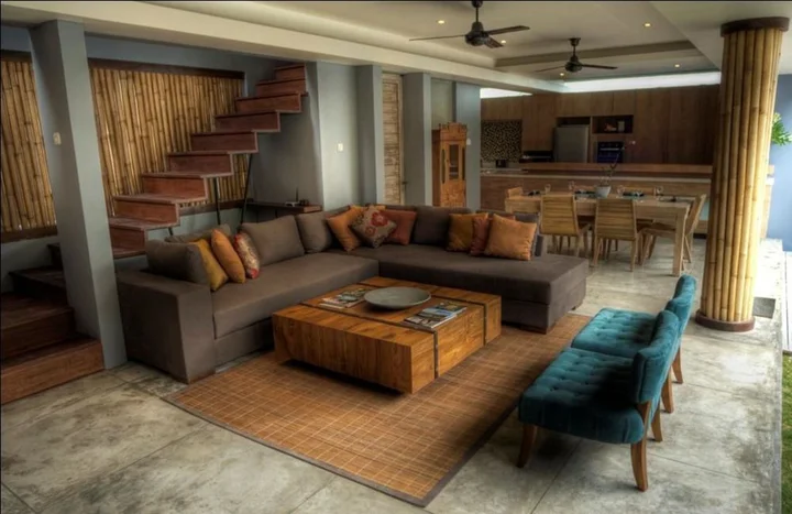 Керобокан: The Grove Bumbak