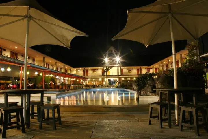 Чипанас: Sabda Alam Hotel Resort
