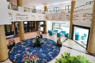 Бандунг: Vue Palace, ARTOTEL Curated