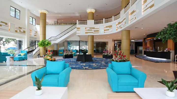 Бандунг: Vue Palace, ARTOTEL Curated