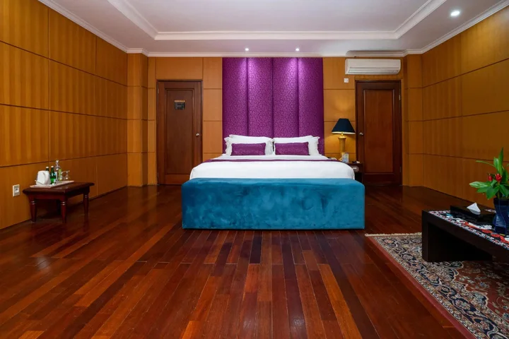 Самаринда: Hotel Bumi Senyiur