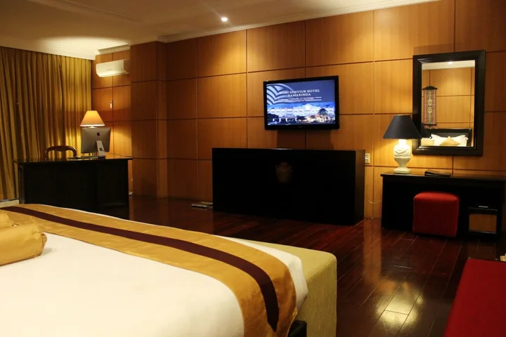 Самаринда: Hotel Bumi Senyiur