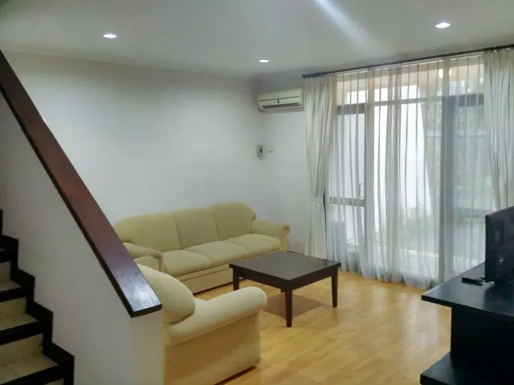 Сурабая: Whiz Residence Darmo Harapan Surabaya