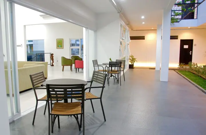 Джакарта: Ampera Avenue Residence