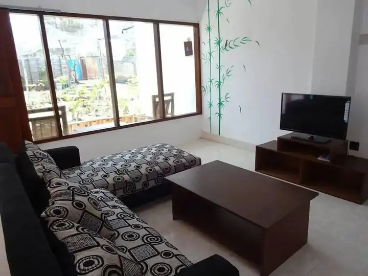 Гили Траванган: Villa Bintang