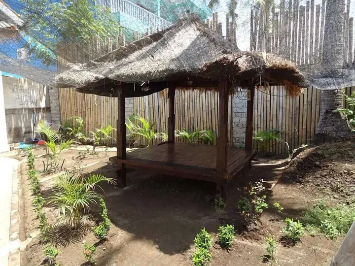 Гили Траванган: Villa Bintang
