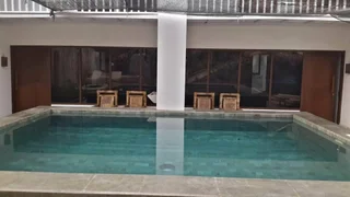 Гили Траванган: Villa Bintang