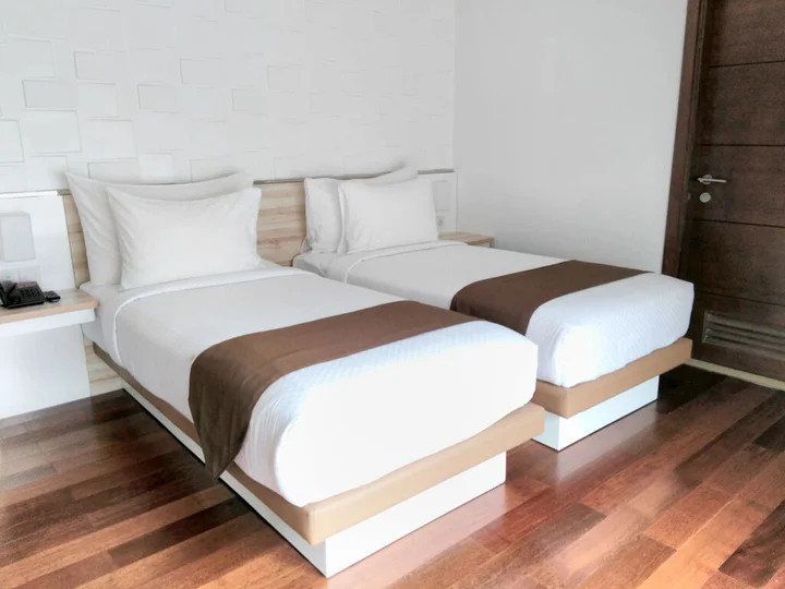 Маланг: Alimar Hotel
