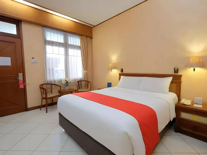 Суракарта: Diamond Hotel Solo