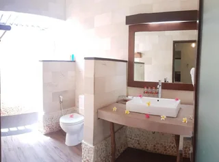 Гили Траванган: Samba Villas