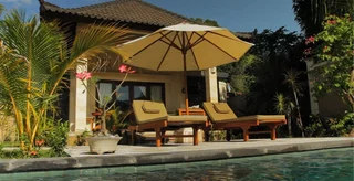 Бунутан: Golden Buddha Cottages