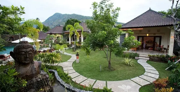 Бунутан: Golden Buddha Cottages