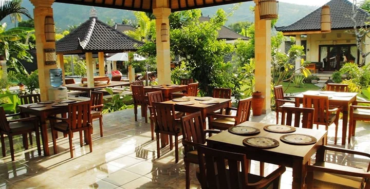 Бунутан: Golden Buddha Cottages